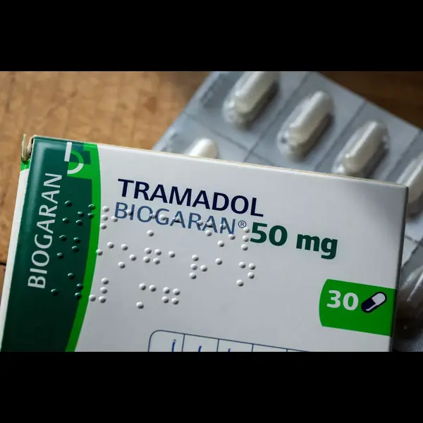 Tramadol (50mg) 10 Stripes